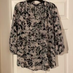 Vera Wang shear dress top Women’s size Small excellent condition